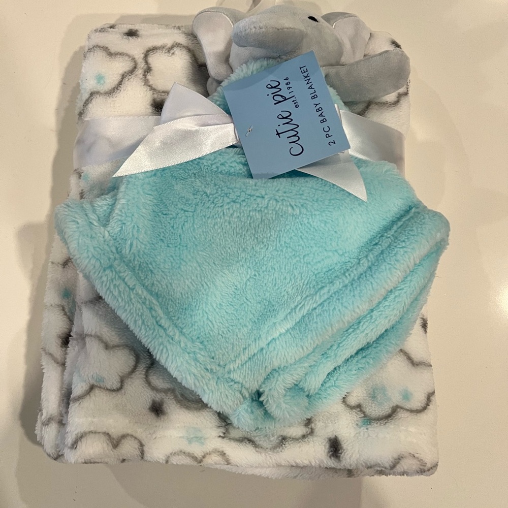 Cutie Pie Baby Blanket Set